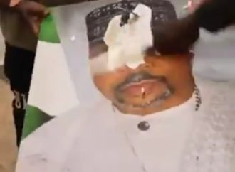Drama at NURTW HQ as MC Oluomo’s Portrait Destroyed After Court Ruling — Akelicious