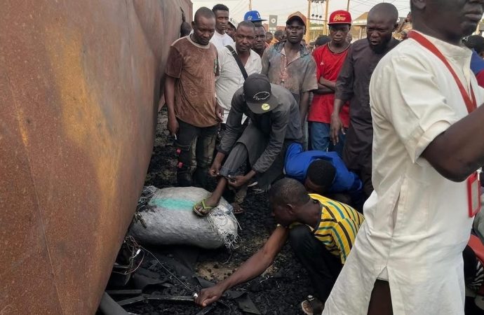 Multiple Injured in Fresh Accident on Nnamdi Azikiwe Bypass — Akelicious