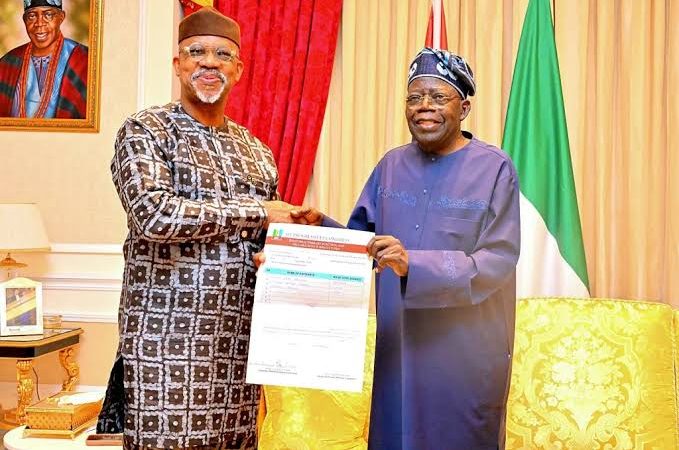 Dapo Abiodun Presents APC Ogun East Senatorial Result to President Tinubu — Akelicious
