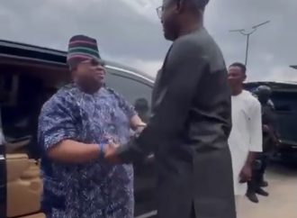 Adeleke Visits Makinde in Ibadan, Holds Closed-Door Meeting — Akelicious