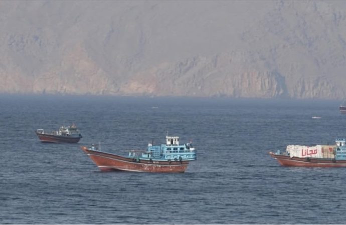 Iran Closes Strait of Hormuz Again, Warns Ships to Stay Away Amid US-Israel Tensions — Akelicious