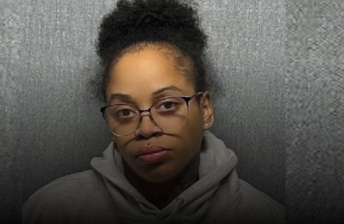Mother Sentenced to 50 Years for Shooting 13-Year-Old Daughter in the Neck — Akelicious