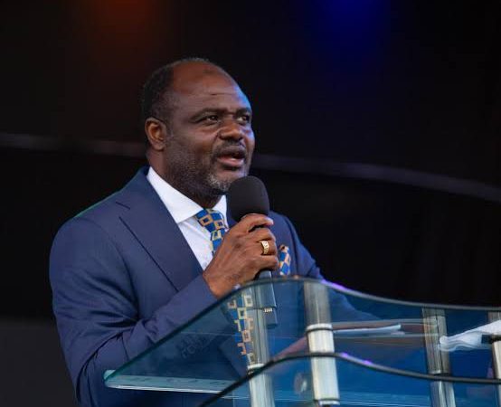 If You Cannot Submit to a Husband Then Don’t Marry — Pastor Abel Damina Tells Feminists — Akelicious